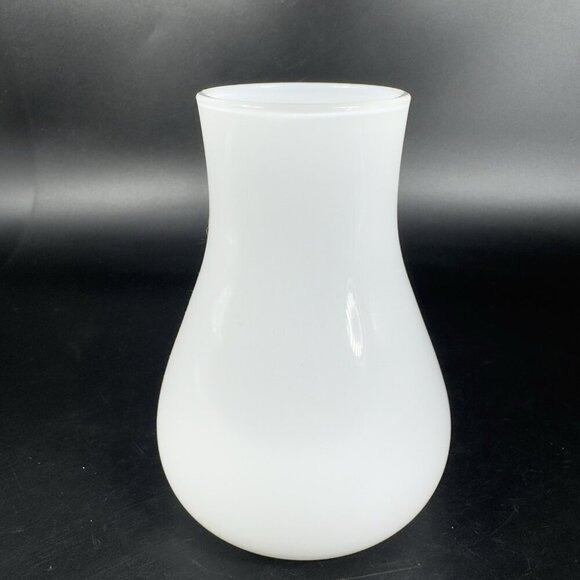 White Art Glass Bud Vase Round Bottom Bottle Shape Plain Simple Glass Vase Decor - Picture 5 of 9
